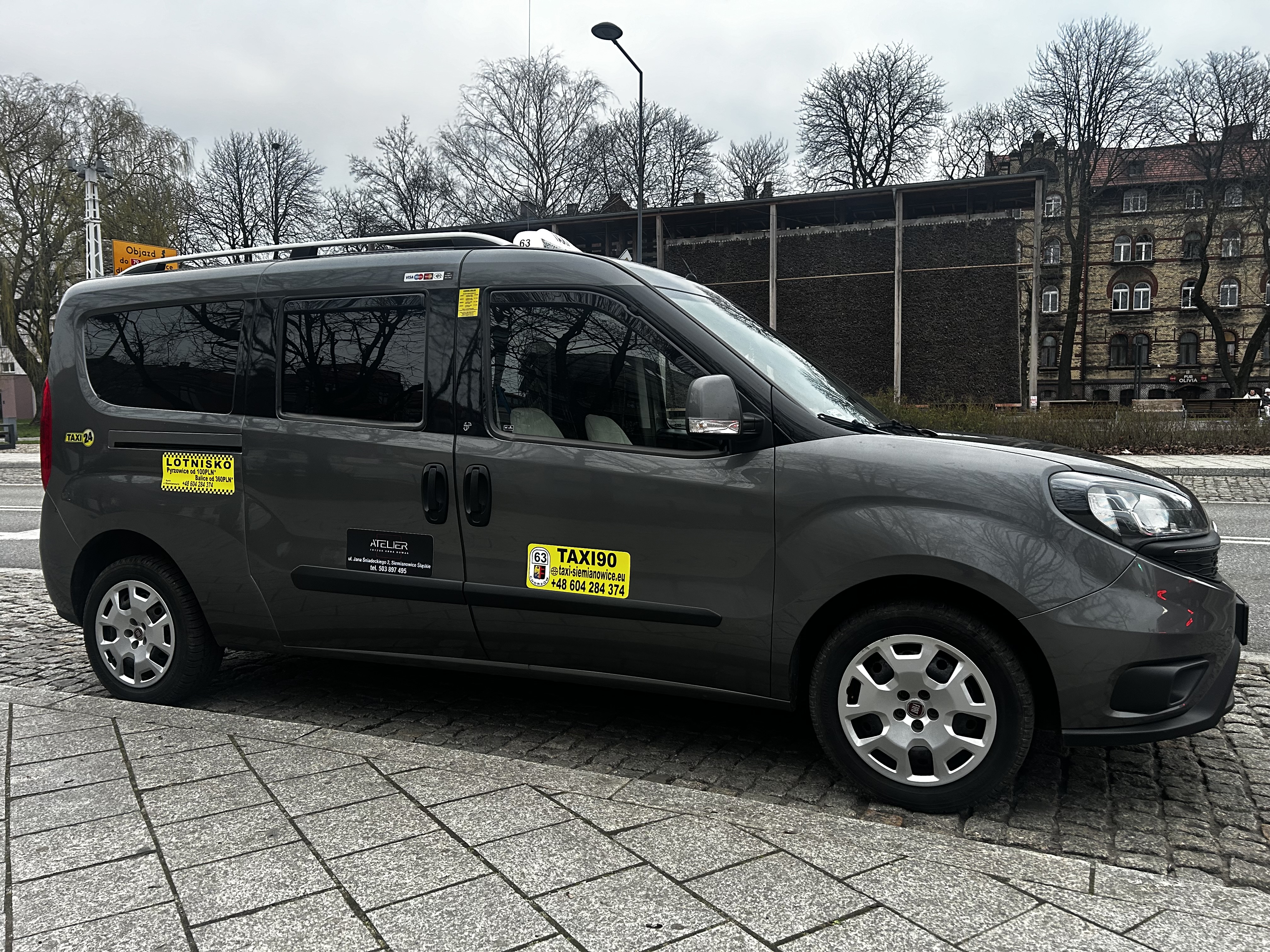 Taxi w Nowym Świecie